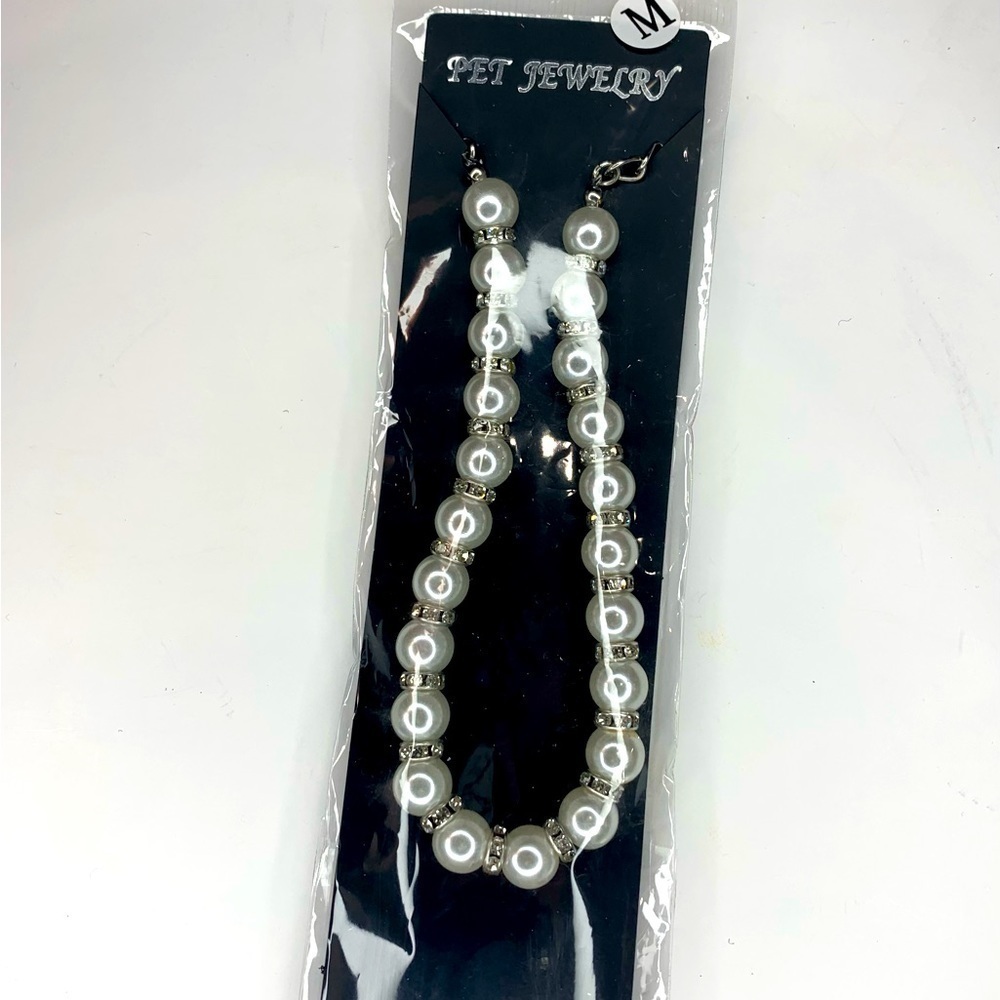 Pearl earring set